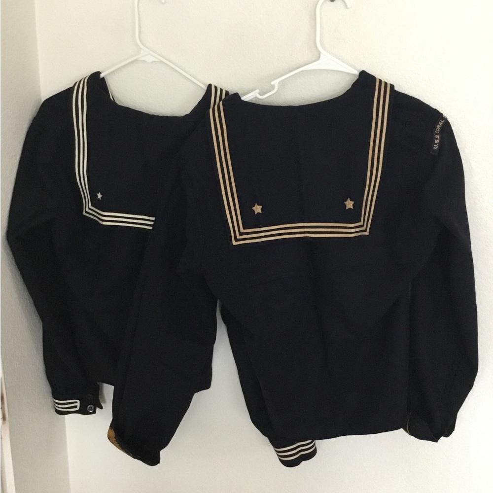 2 vintage US navy jumpers from the uss coral sea - Picture 12 of 13